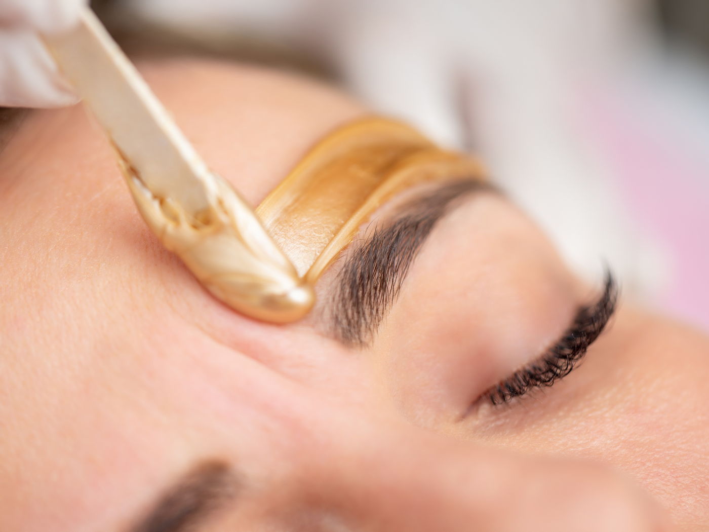 Roll-on wax treatment